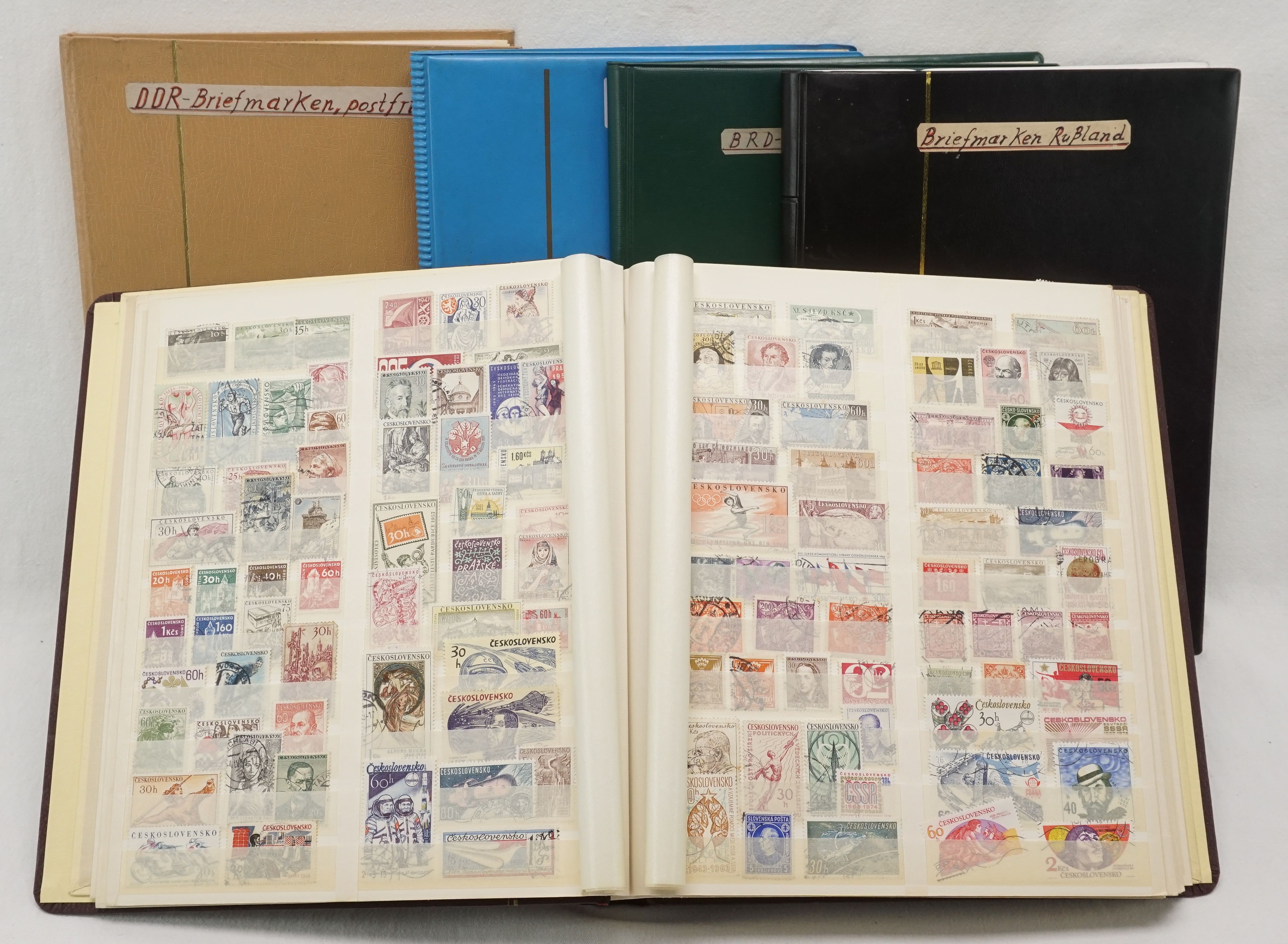 Ca. 5390 Briefmarken und Blocks aus aller Welt